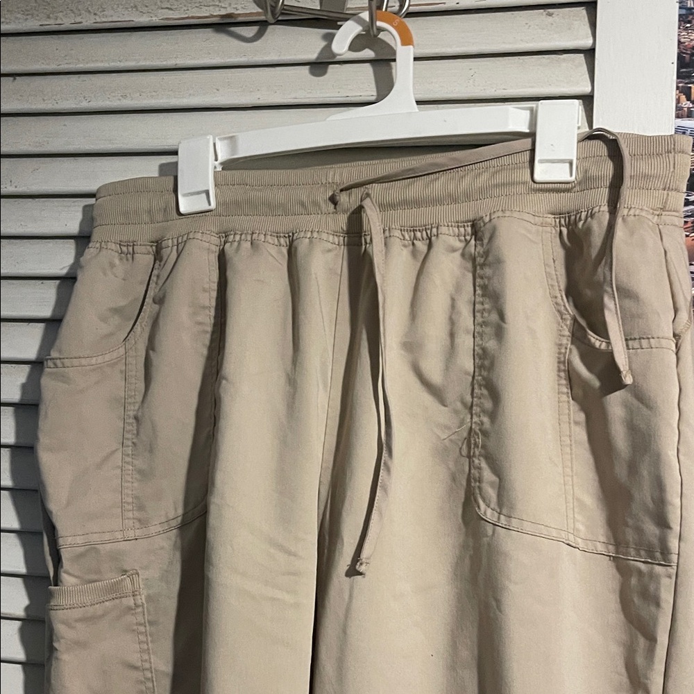 Scrubs Tan sz. Xl